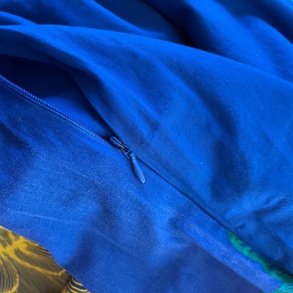 Distinctly Home Queen 100% cotton floral duvet cover, blue & yellow - Picture 8 of 12